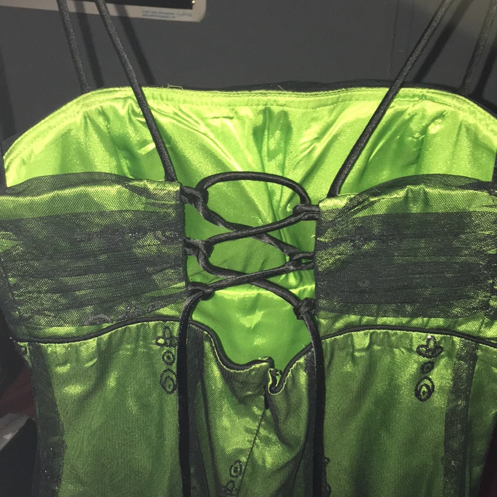 Homecoming dress - Picture 5 of 5
